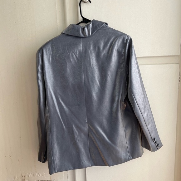 NWT. Blazer - Picture 3 of 4